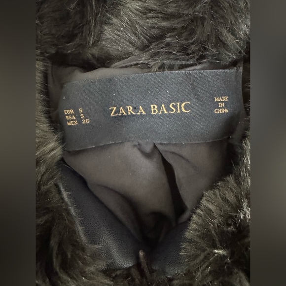 Zara Faux Fur High Collar Soft Mob Wife Long Sleeve Cropped Hidden Pockets Coat - Picture 7 of 12